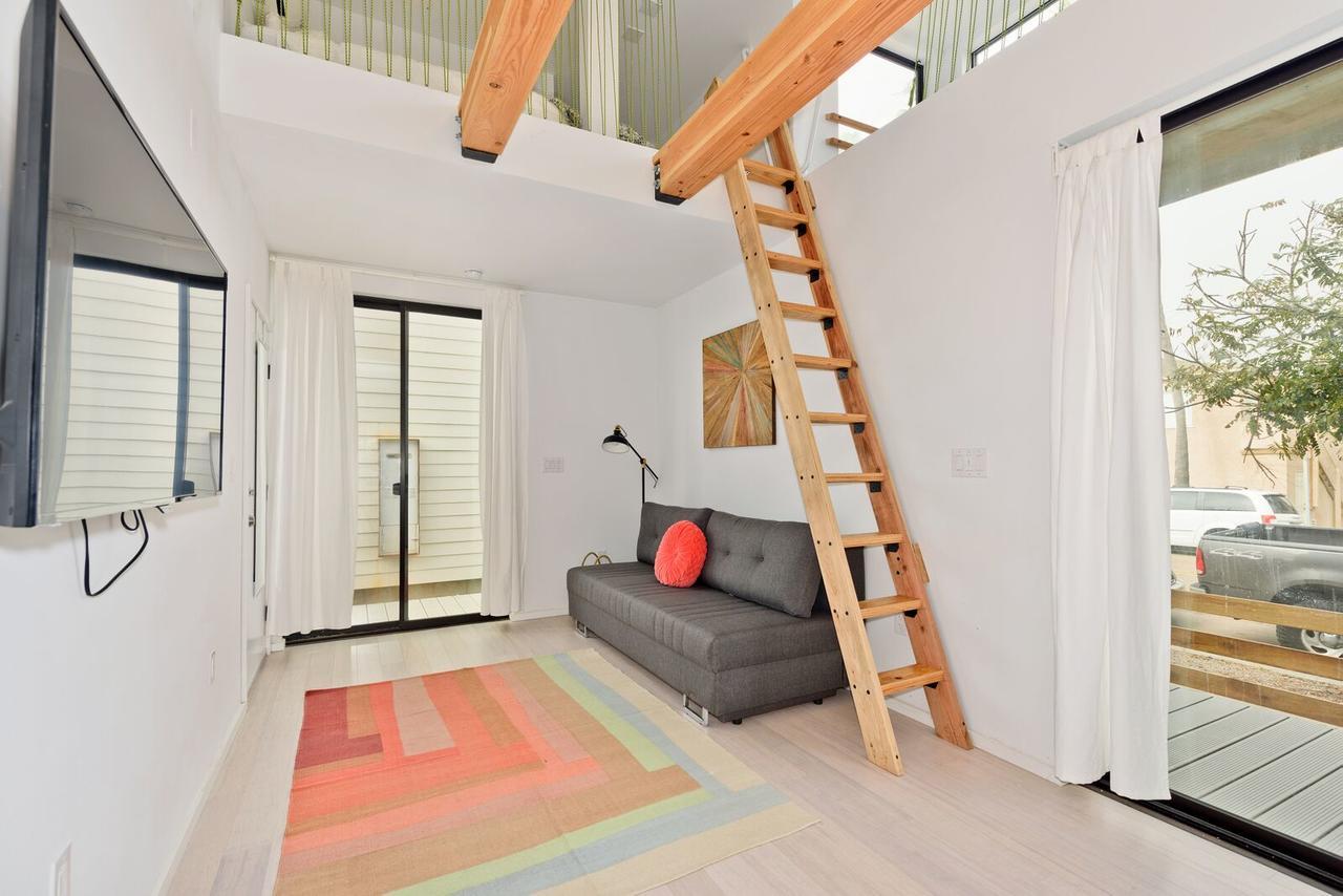 New House, Steps To * San Diego